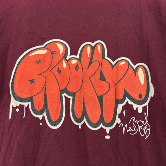 Bella+Canvas Maroon Brooklyn New York Short Sleeve T-Shirt Men’s Size Large - Picture 3 of 6